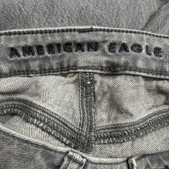 American Eagle Women's Distressed Mom Jeans Smoked Gray Size 0 High-Rise - Picture 4 of 11